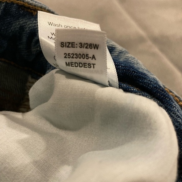 SO Blue Jean Distressed Shorts Sz. 3/26W - Picture 5 of 6